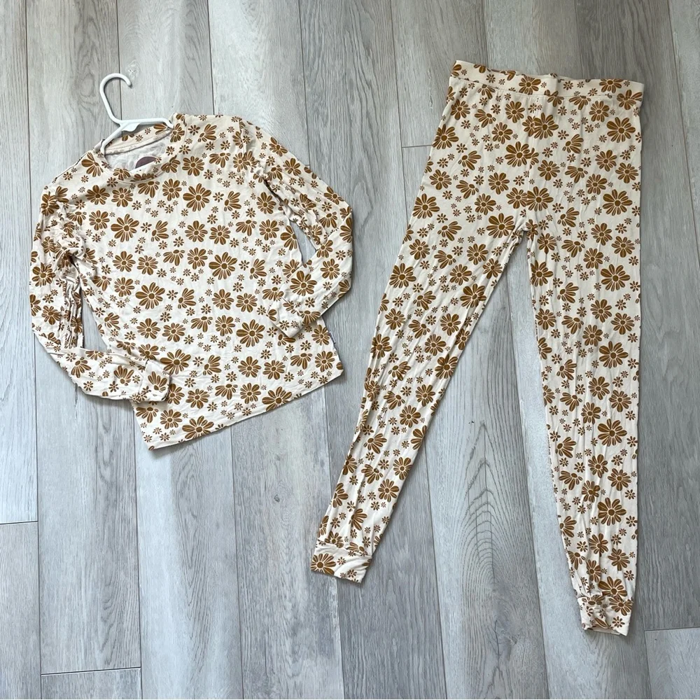 Brixton Phoenix Pajamas Set bamboo floral girls Cream (size 8/9y) fun loungewear